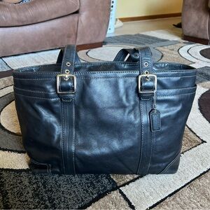 Coach Executive Carry All Shoulder Bag